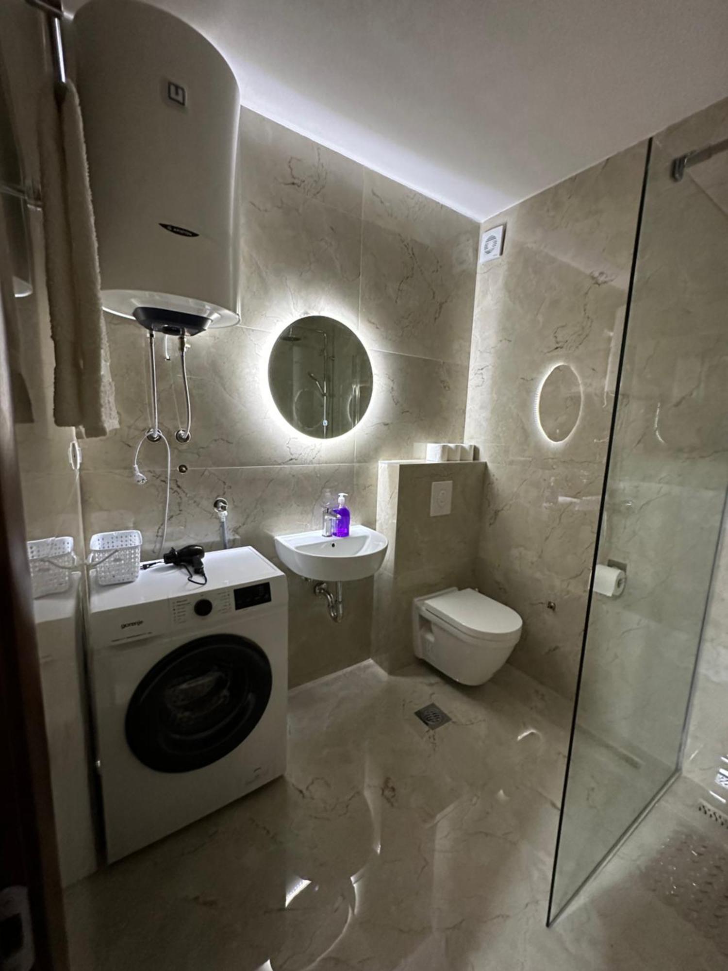 Sunny Apartment โกตอร์ ภายนอก รูปภาพ